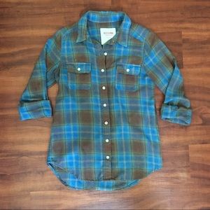 Mossimo Women’s Blue Plaid Flannel Button Down